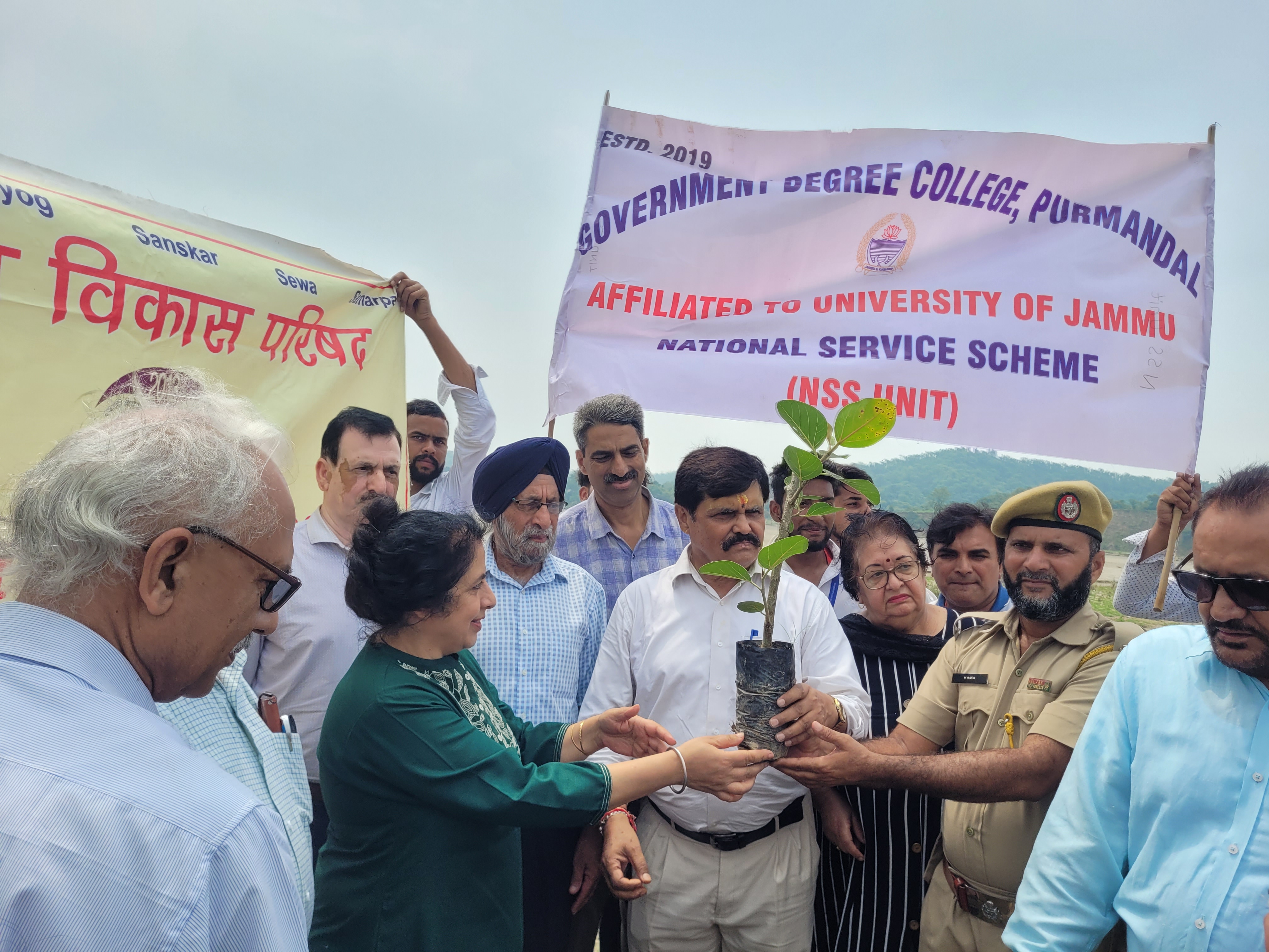 Three days special NSS Camp to commemorate Kargil Diwas concludes at GDC Purmandal